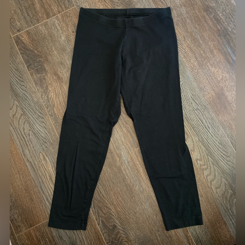 Old Navy black cotton capri leggings
